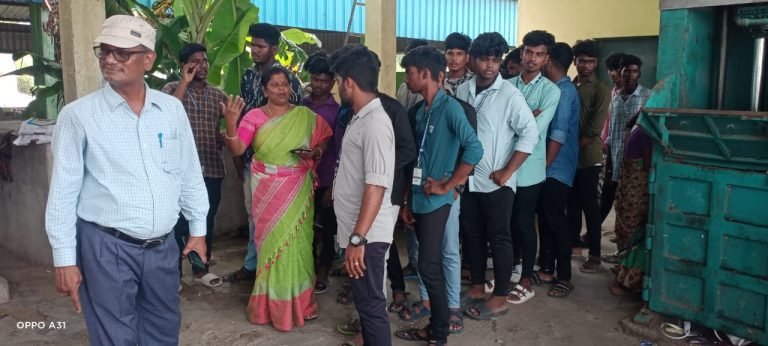 NSS – Volunteers of our college visited<br>Madurantakam Corporation Dump Yard and Learnt about converting waste into wealth.